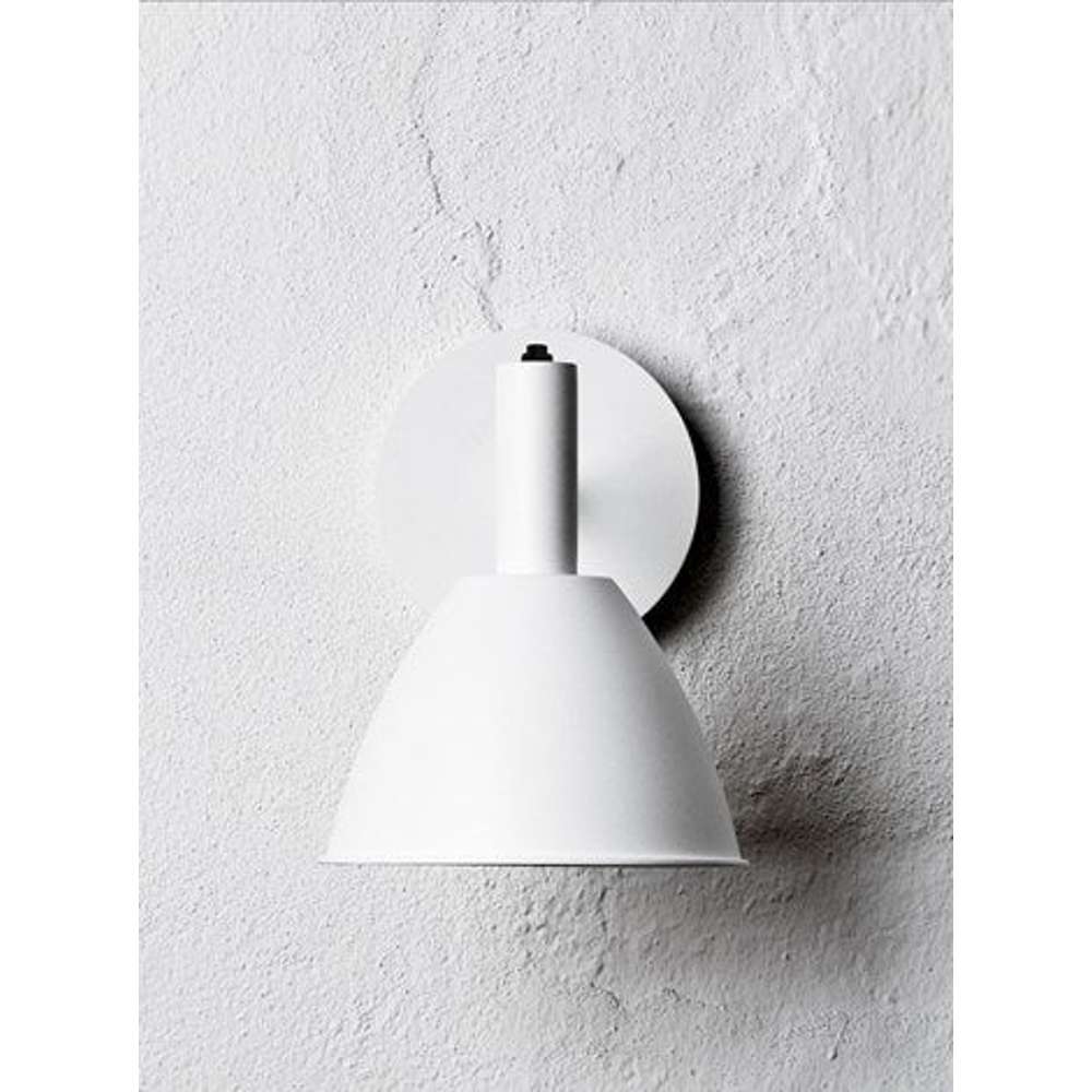 Bauhaus 90 w væg hvid Væglampe