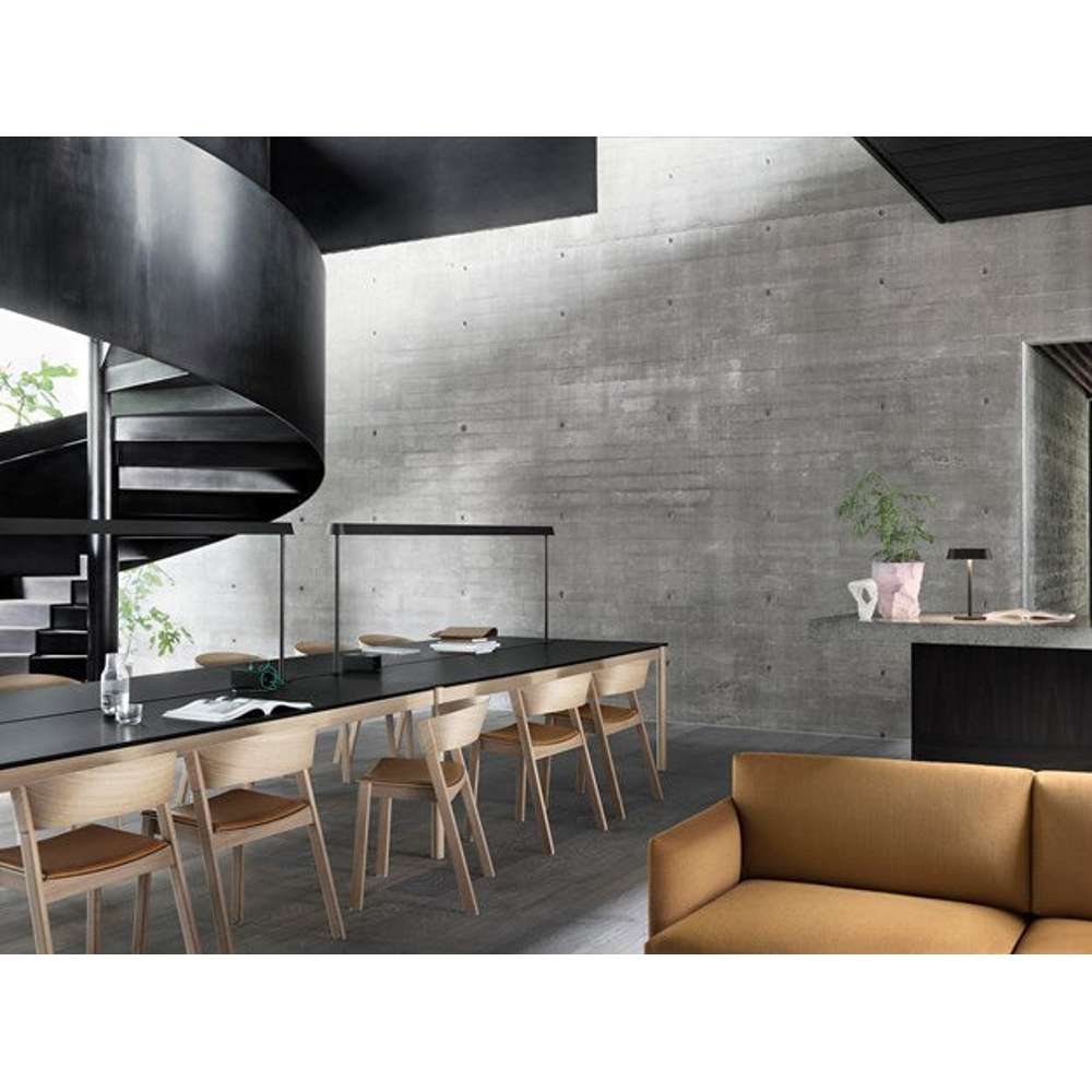 Linear bordlampe sort Bordlampe