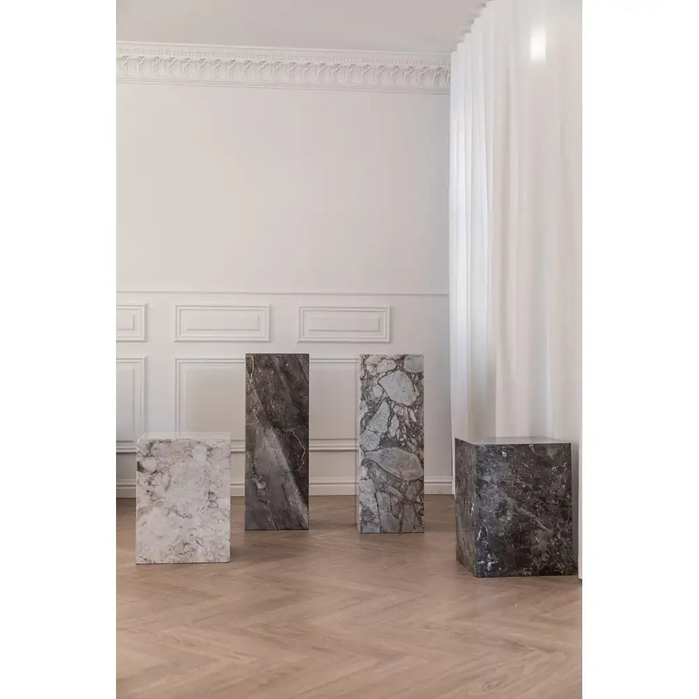 Specktrum Phantom Cube pedestal