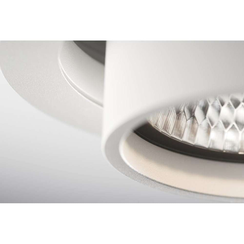 Angle 3000k white Spot