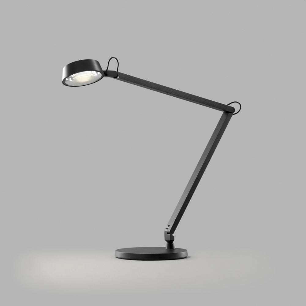 Dark t2 carbon black