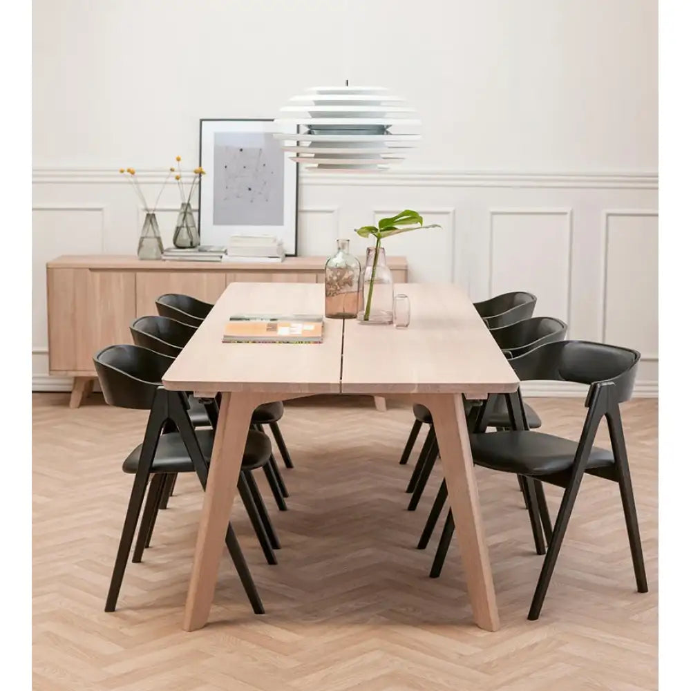 Findahl Mette spisebordsstol - Sortlakeret eg