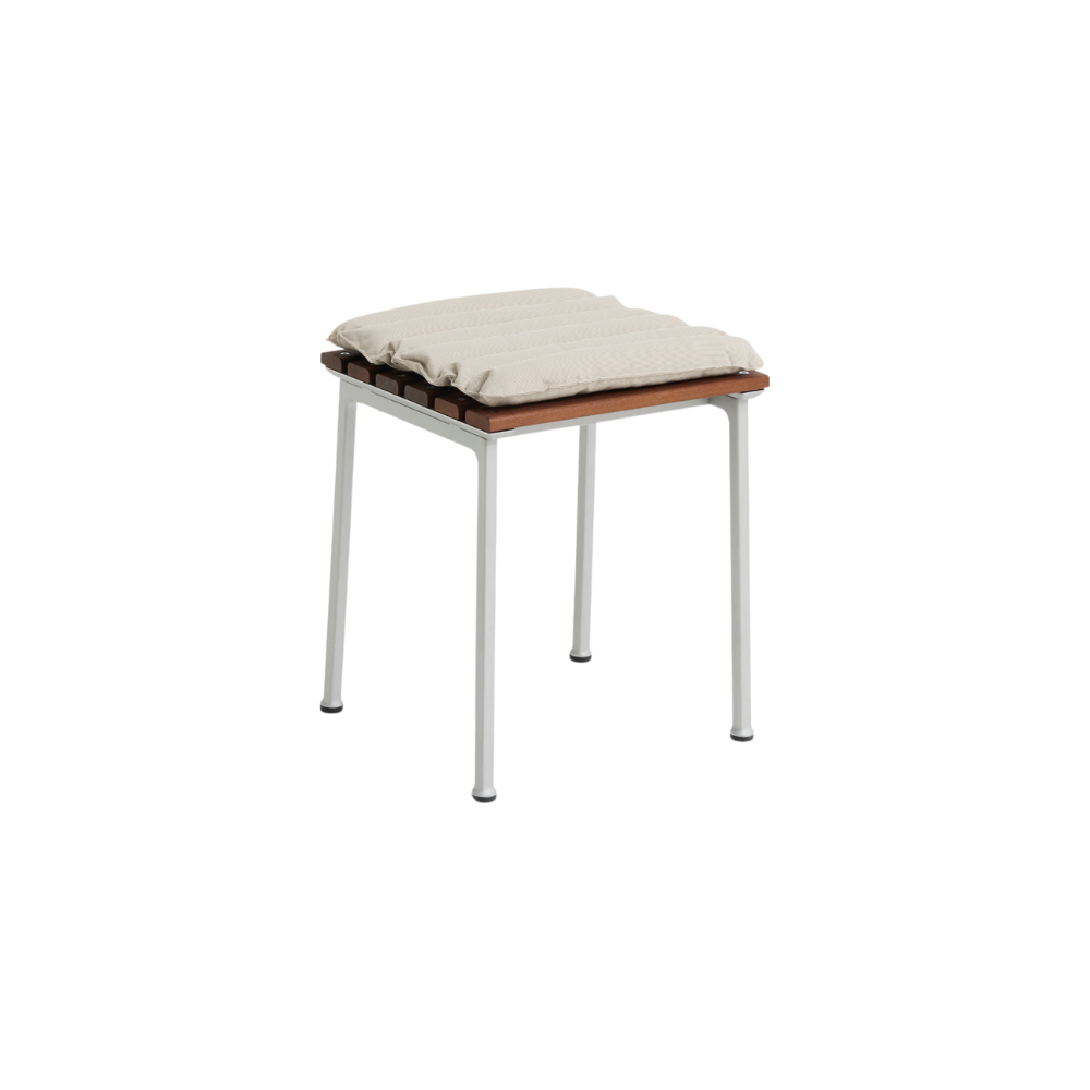 Hay Traverse siddehynde til havetaburet