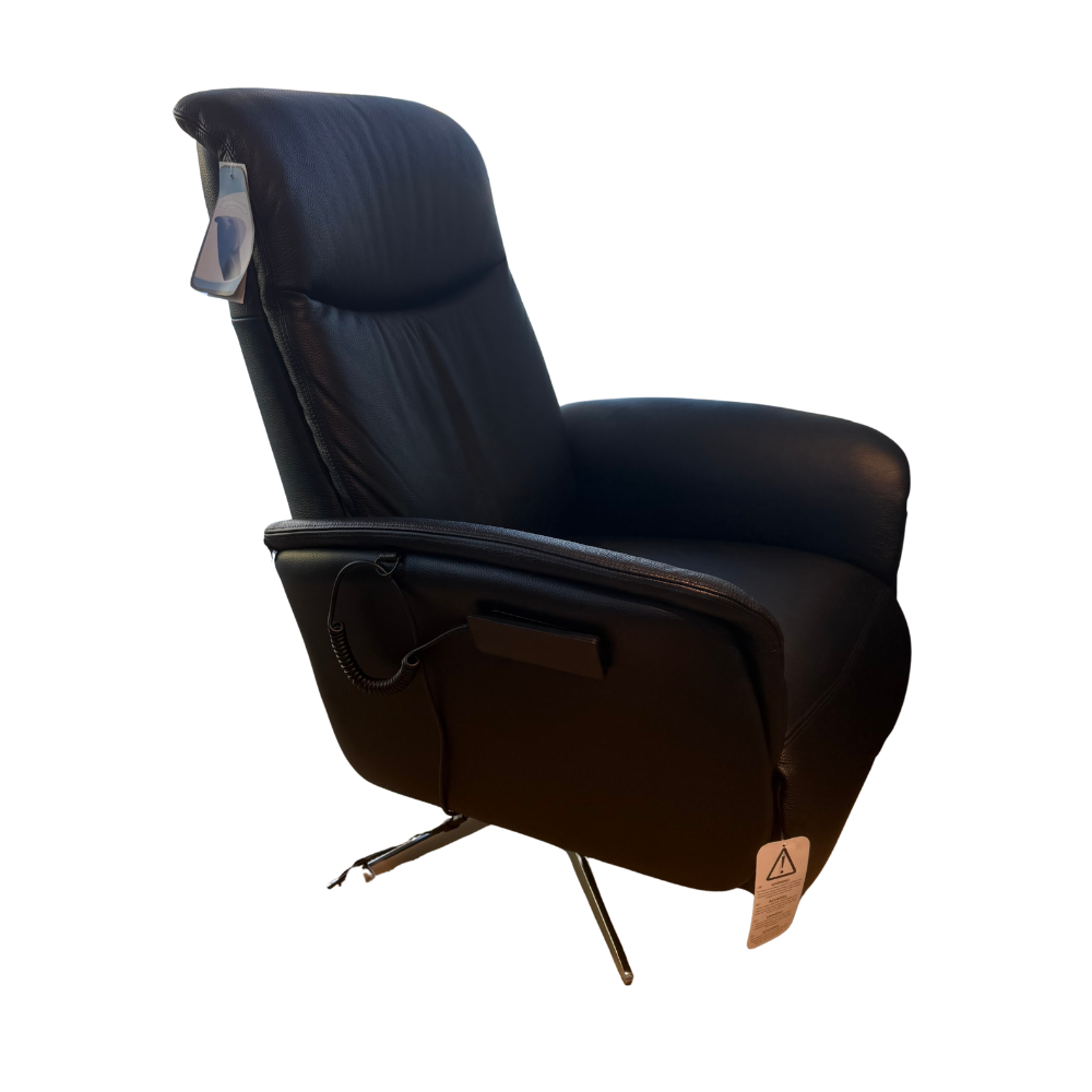 Sandved Lænestol m. sædeløft og indb. skammel (S)