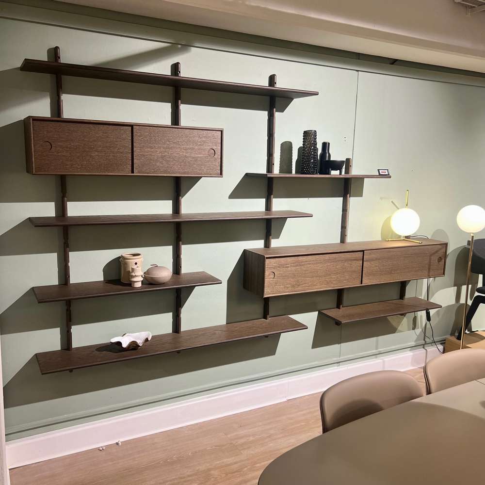 PBJ Moore reol opstilling 7