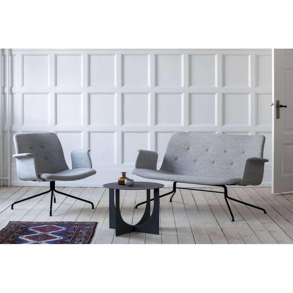 Bent Hansen Primum loungestol med armlæn og drejestel