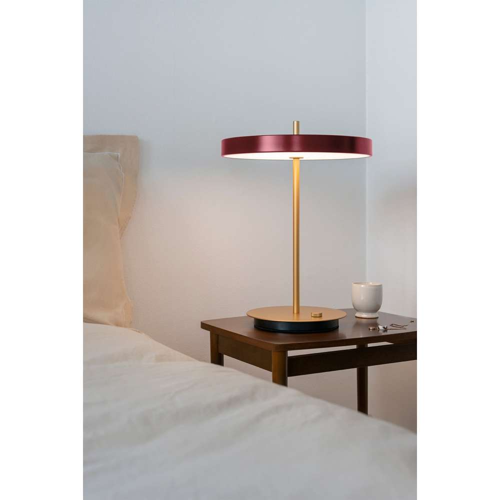 Asteria Table ruby red Ø 31 x 41,5 cm Bordlampe