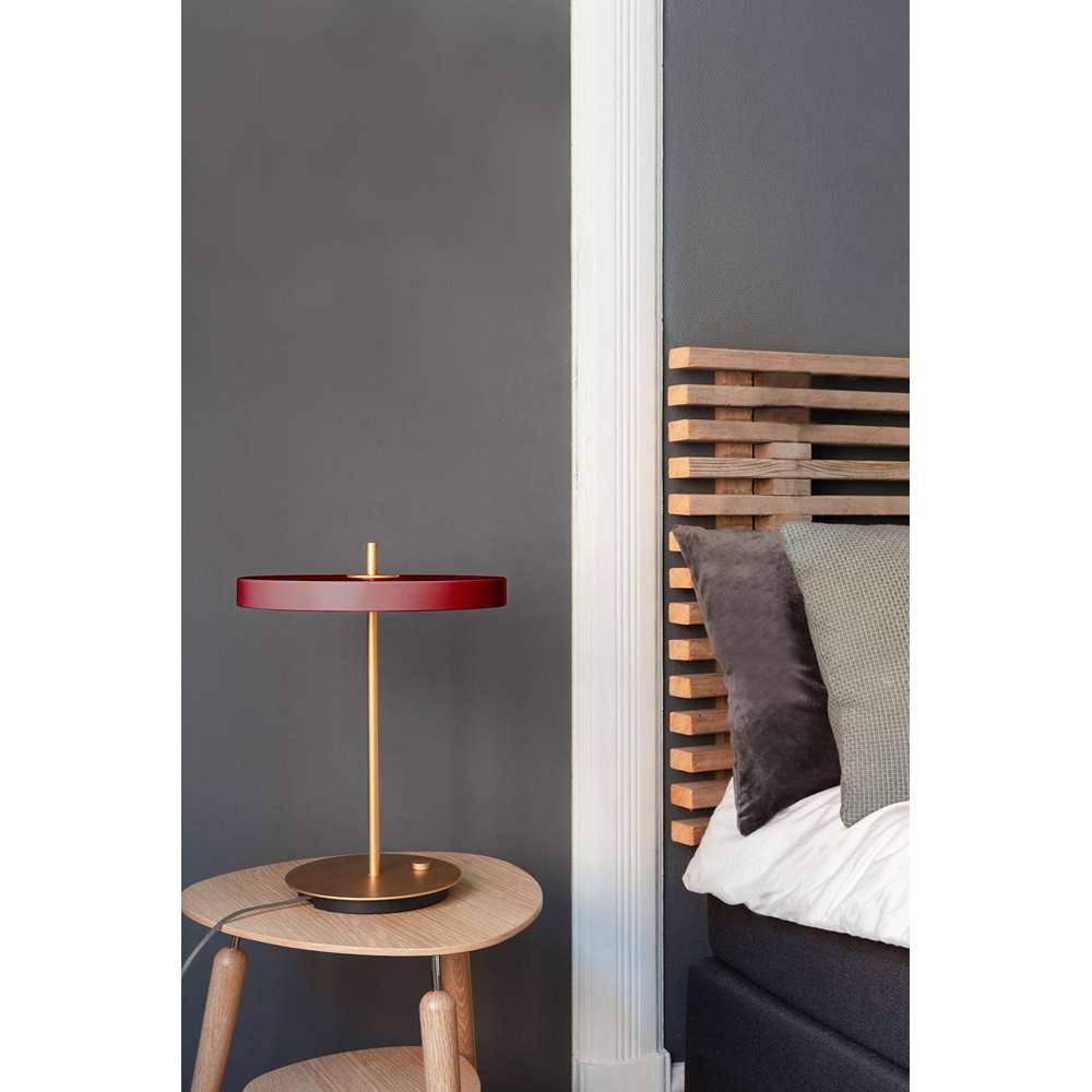 Asteria Table ruby red Ø 31 x 41,5 cm Bordlampe