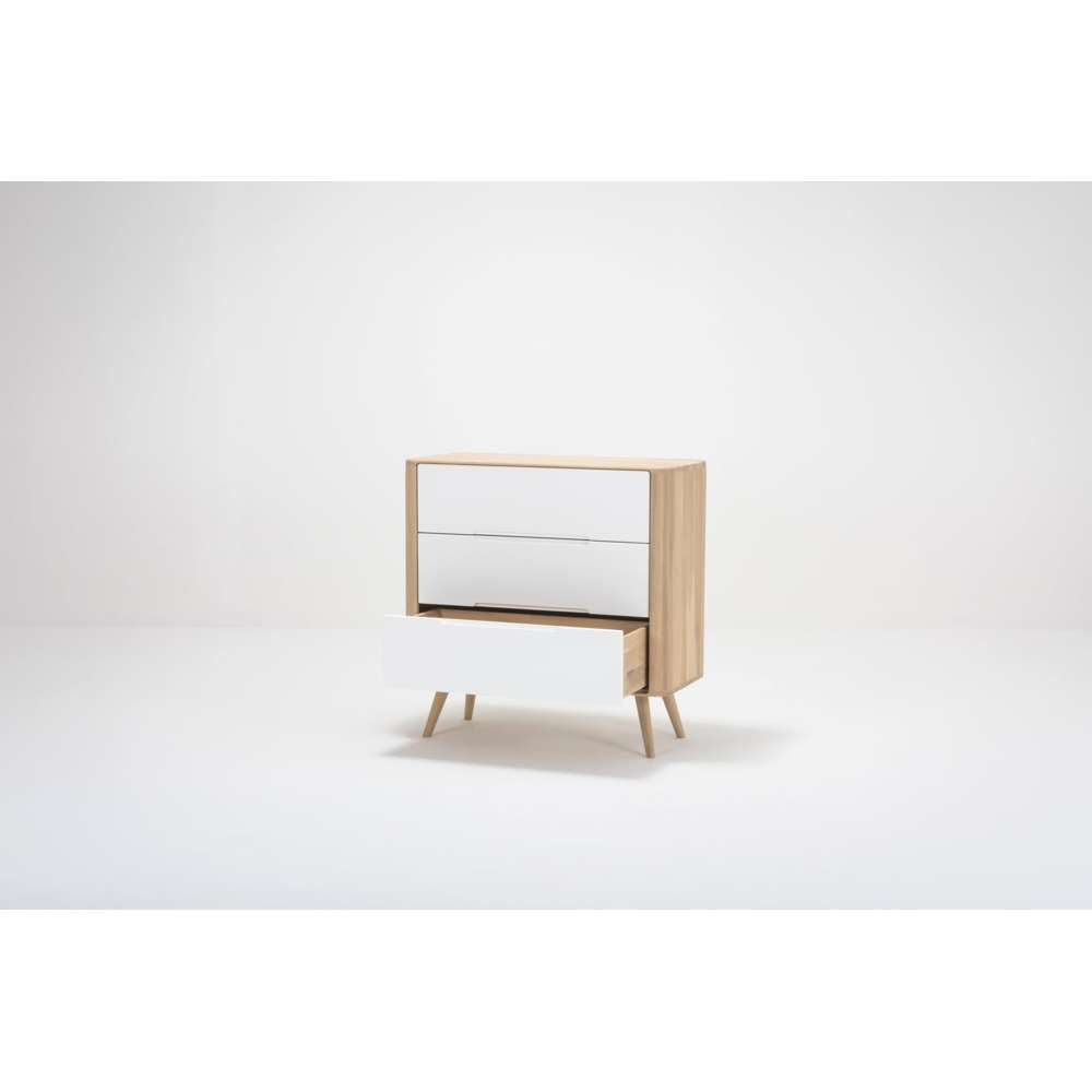 Ena kommode m/3 skuffer