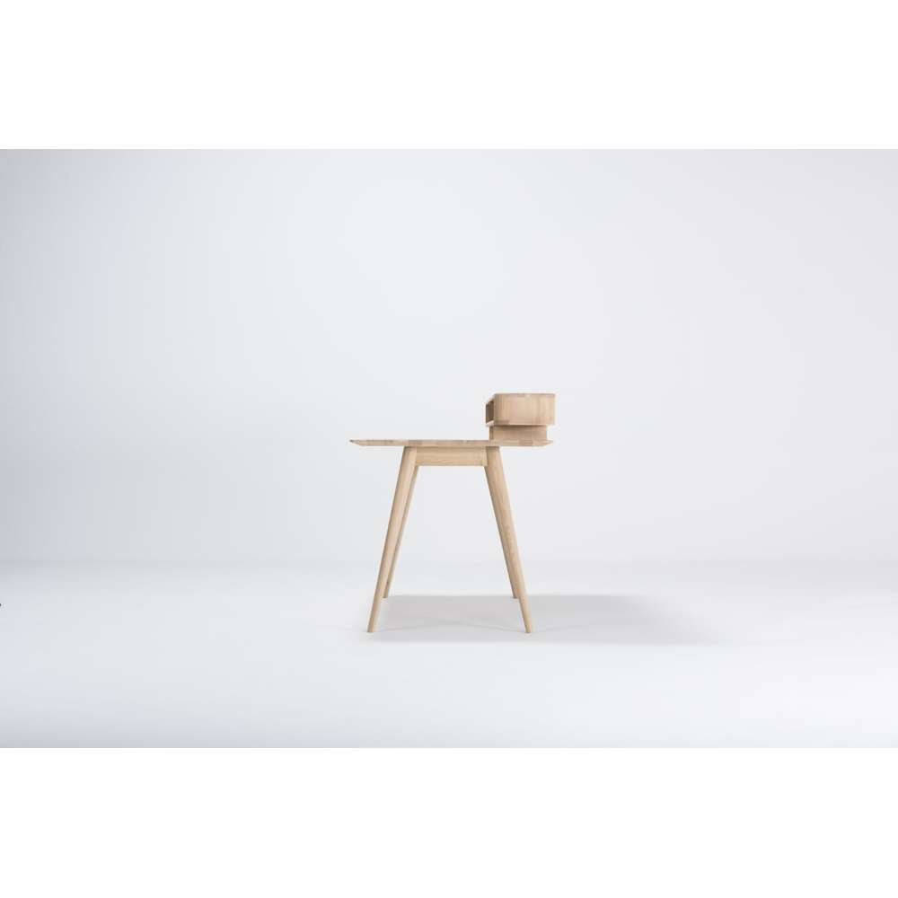 Stafa skrivebord m/hylde