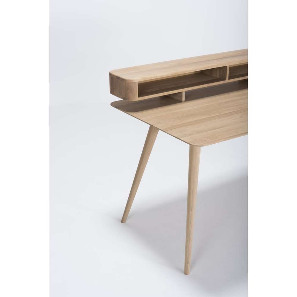 Stafa skrivebord m/hylde