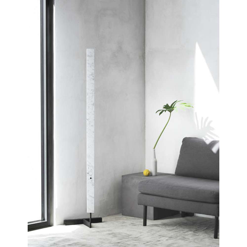 F model 165cm Gulvlampe Carrara marmor