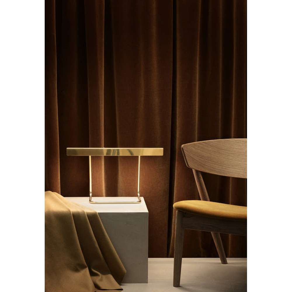 T model 50cm Bordlampe Poleret messing