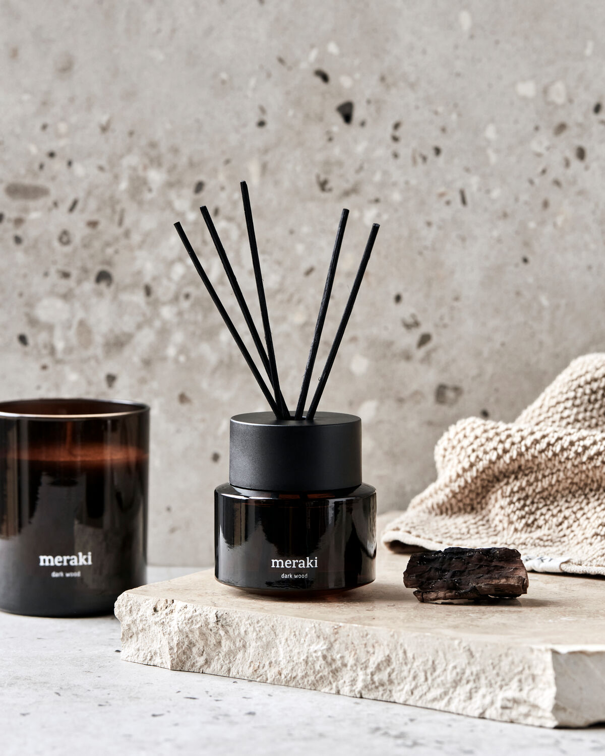 Meraki Diffuser, Dark Wood