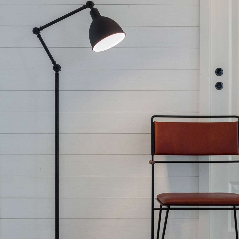 Bazar gulvlampe sort Gulvlampe