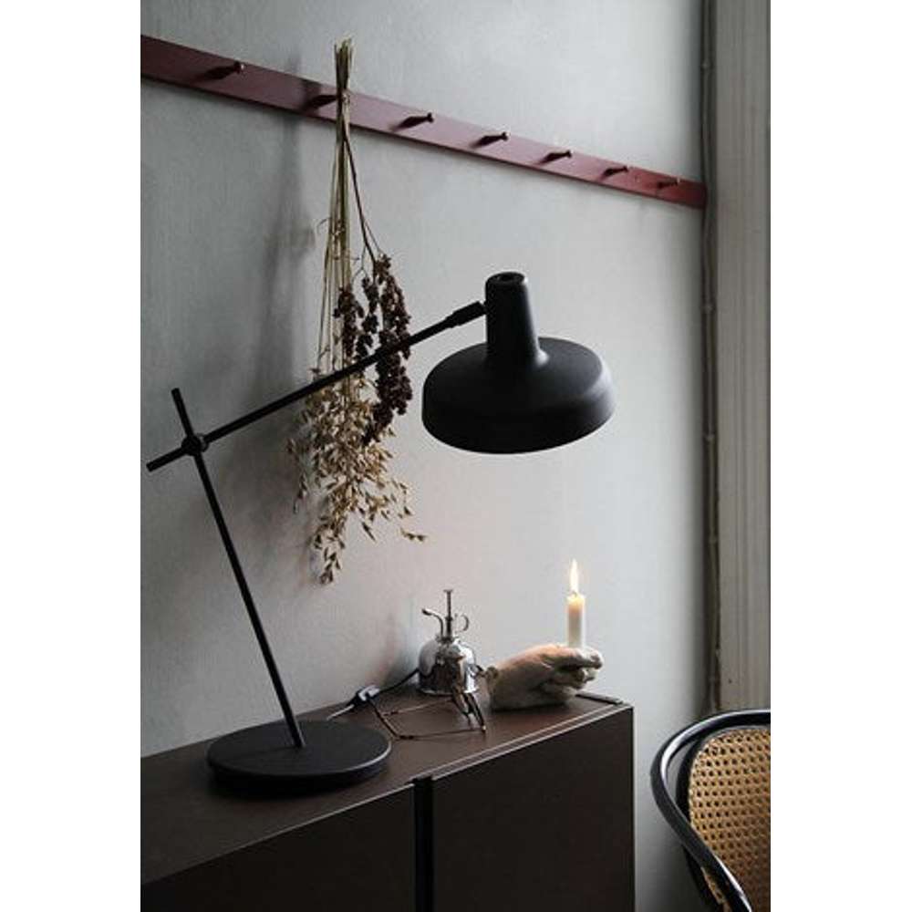 Arigato bordlampe s hvid Skrivebordslampe