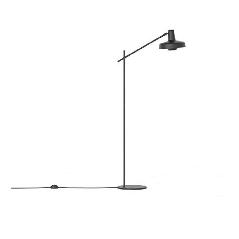 Arigato gulvlampe ar-fp sort Gulvlampe