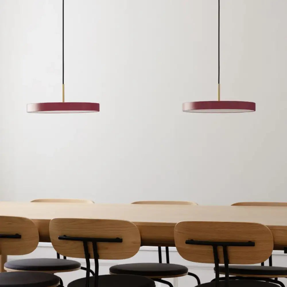 Asteria Plus Medium Ruby Red Pendel