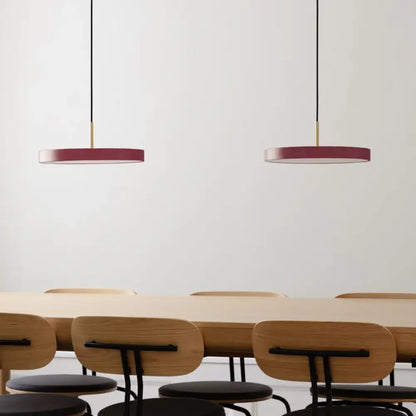 Asteria Plus Medium Ruby Red Pendel