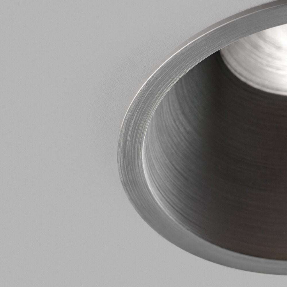 Curve ii ø110 titanium Spot