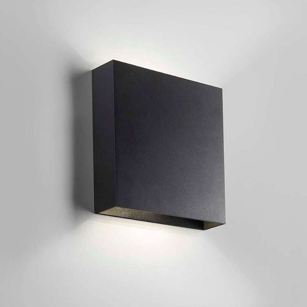 Compact 3 stand black Væglampe