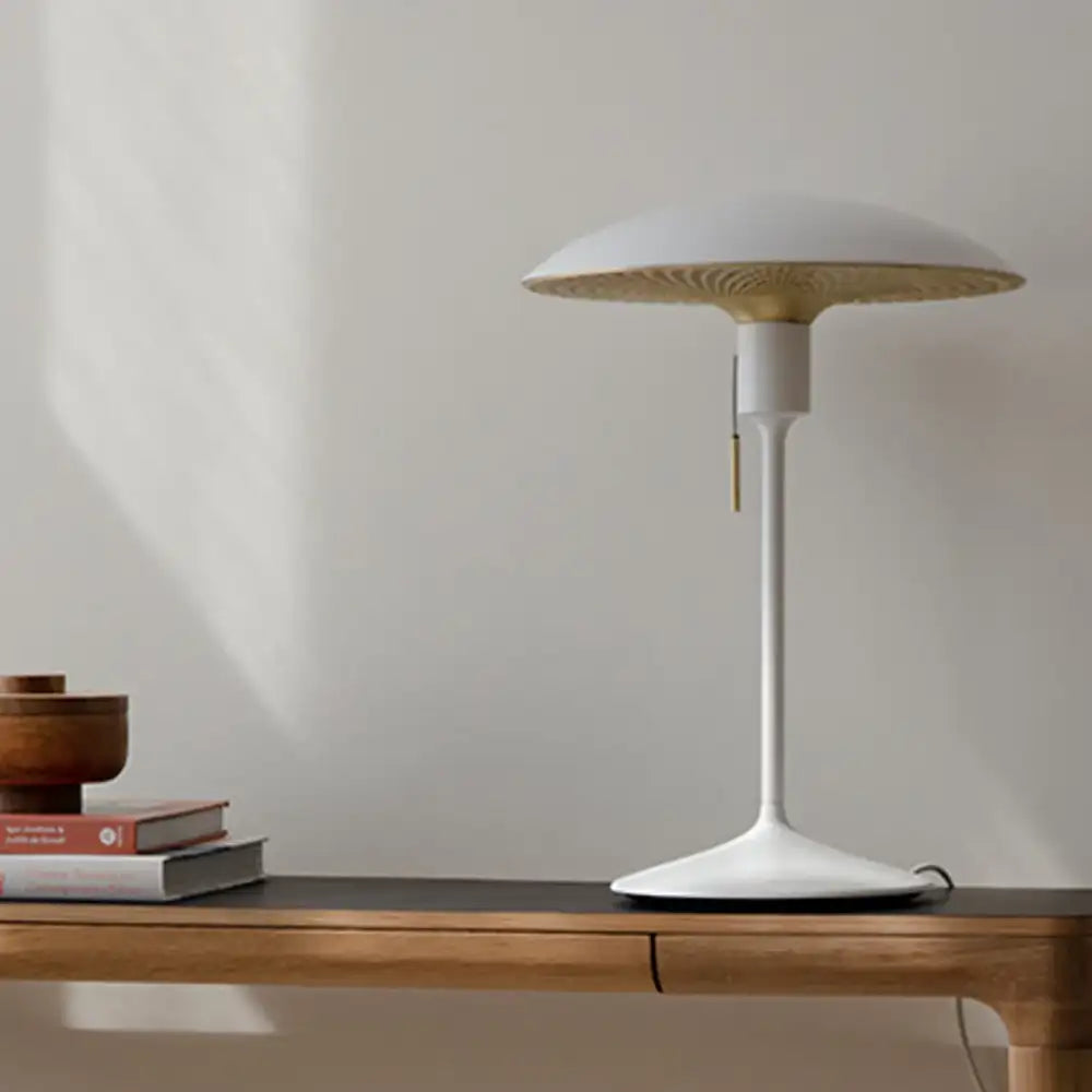 Umage Manta Ray lampeskærm - White & Brass Lampeskærm