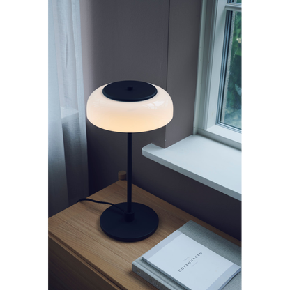 Blossi bordlampe sort/opal Bordlampe Bordlampe