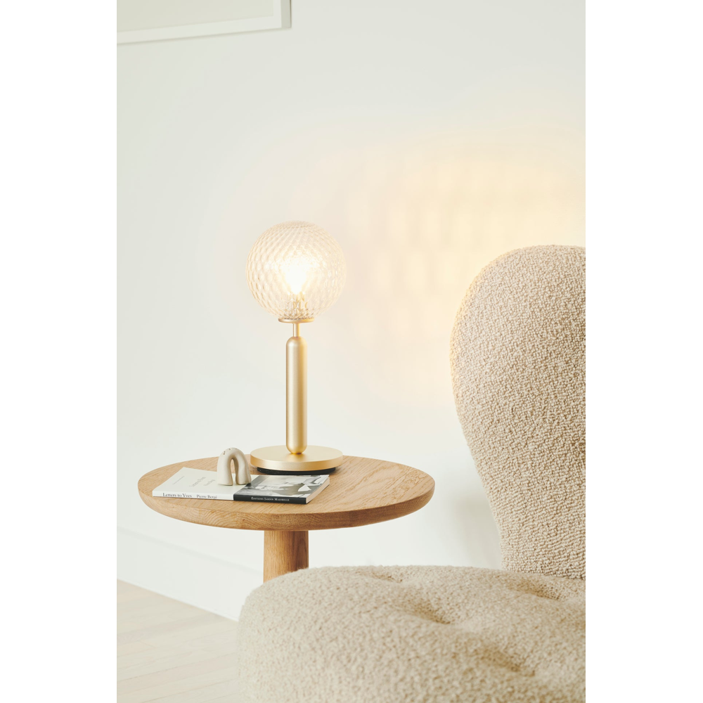 Miira table, brass / optic clear Bordlampe Bordlampe