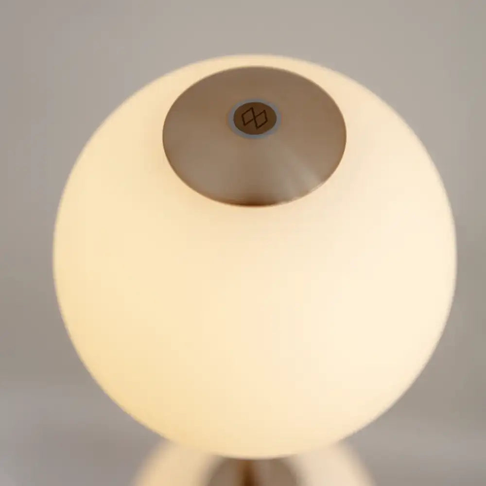 Umage Audrey gulvlampe Bordlampe