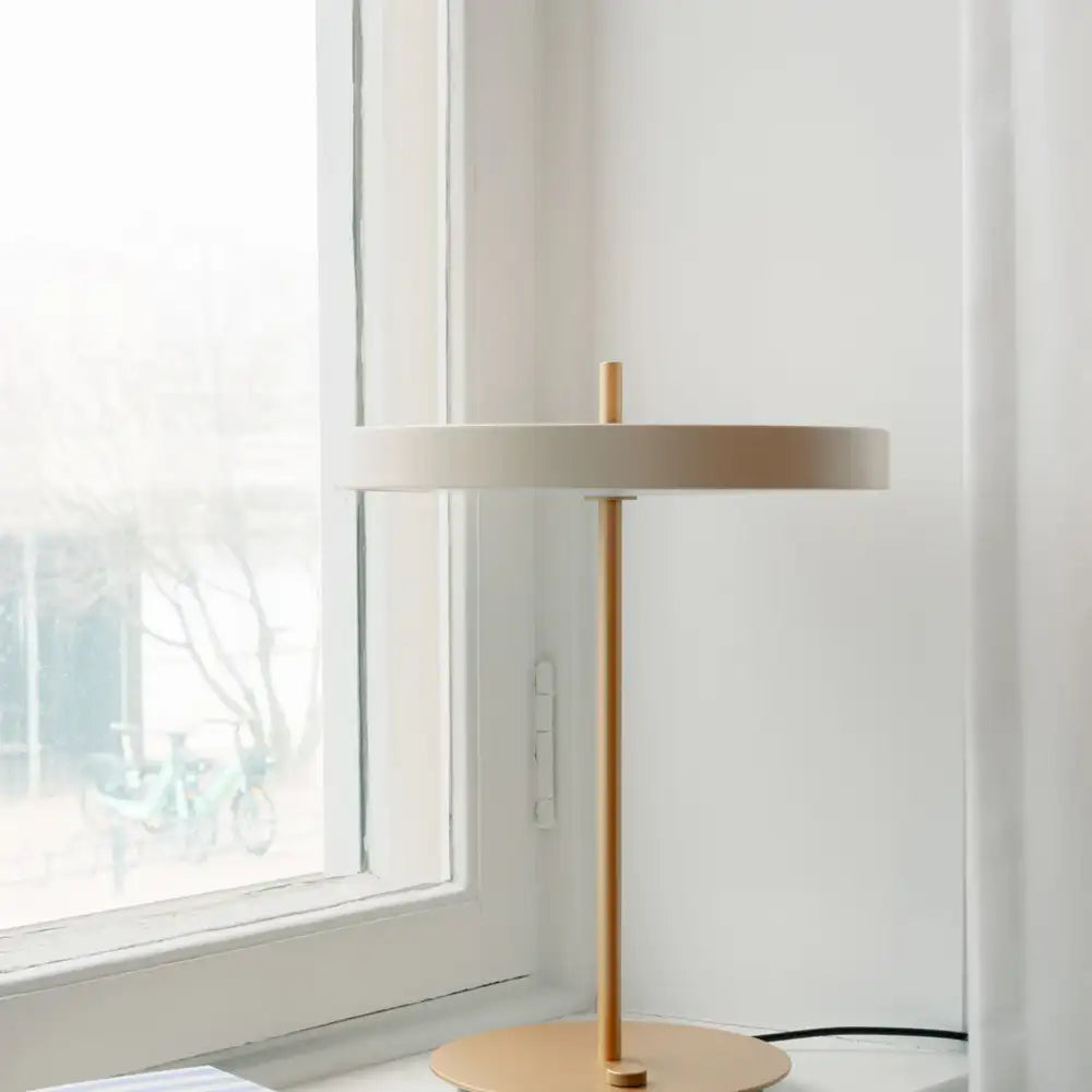 Asteria Table pearl white Ø31 x 41,5 cm Bordlampe