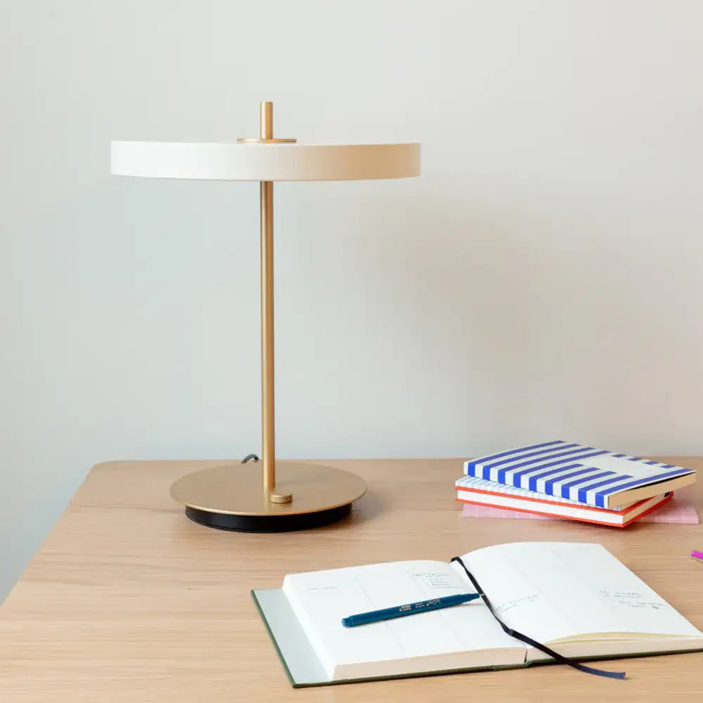 Asteria Table pearl white Ø31 x 41,5 cm Bordlampe