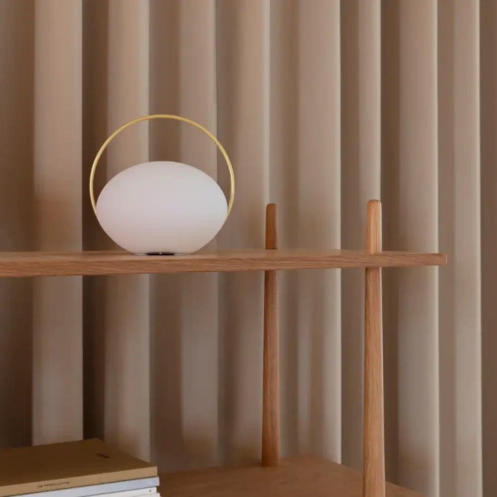 Umage Orbit trådløs lampe Portable