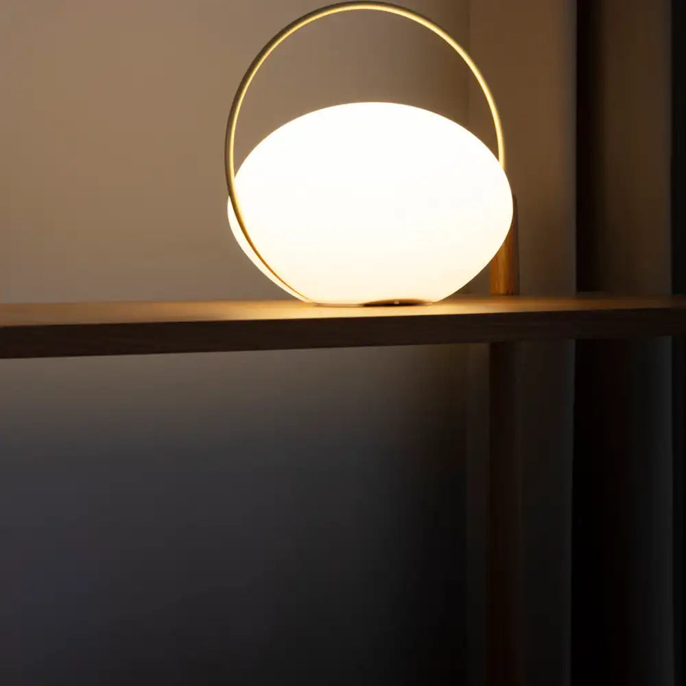 Umage Orbit trådløs lampe Portable