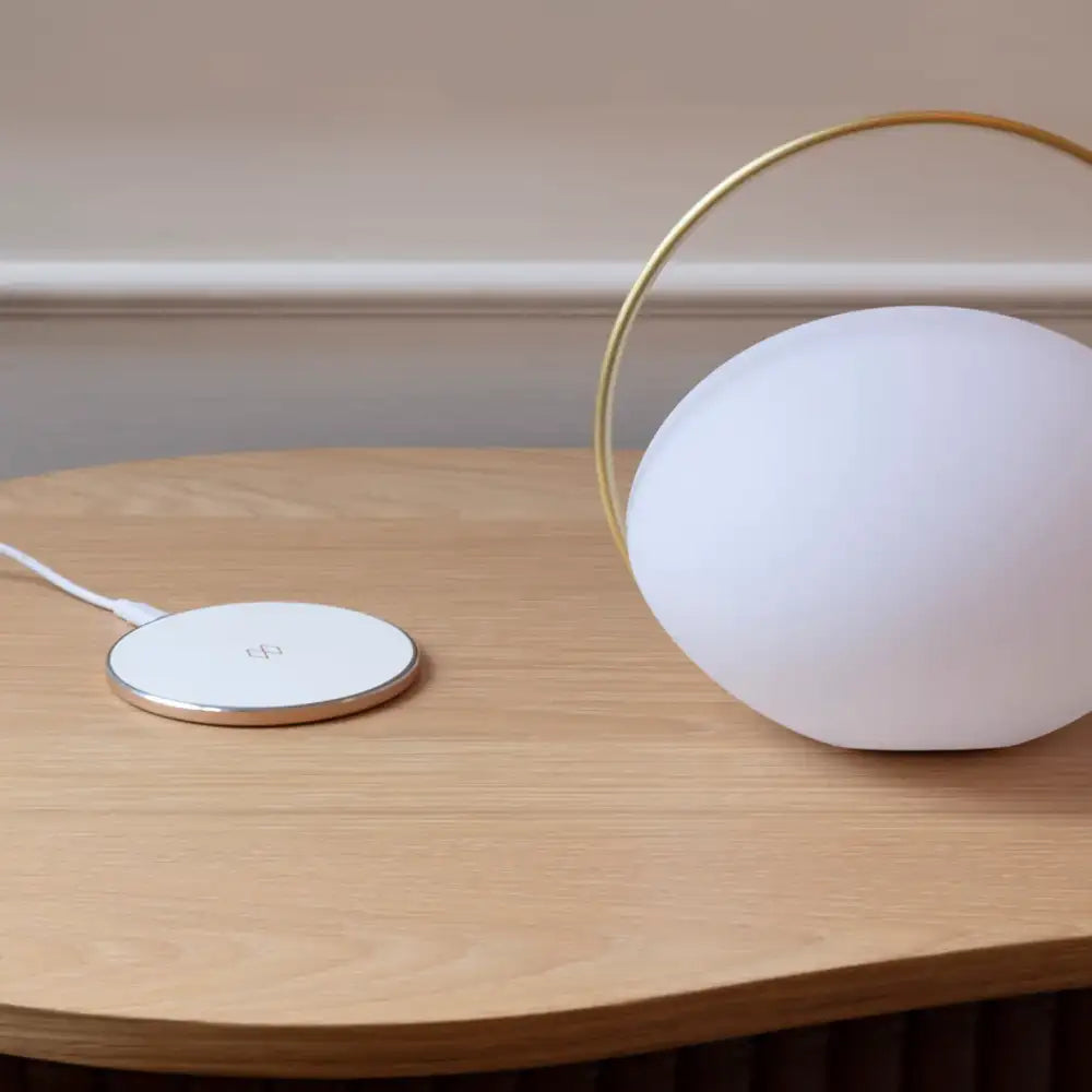 Umage Orbit trådløs lampe Portable