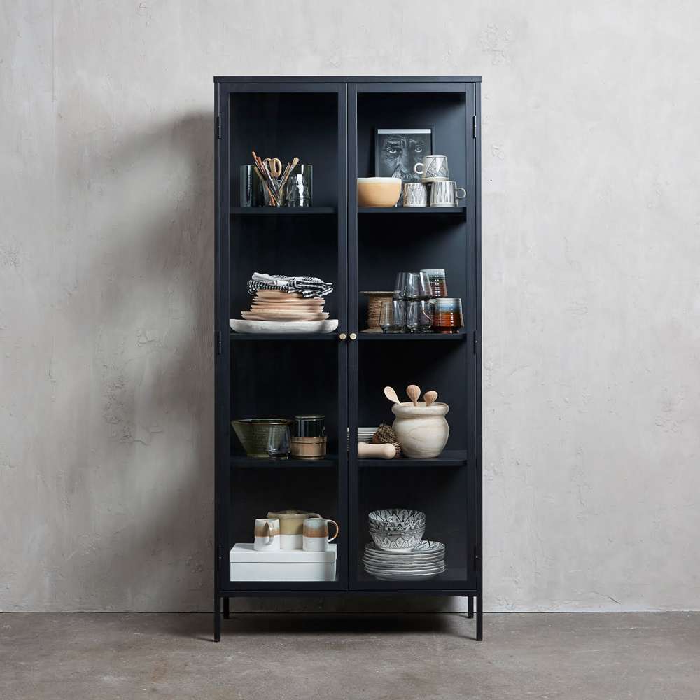 Carmel vitrine