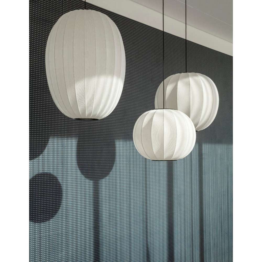 Knit-wit 65 high oval pendant Pendel