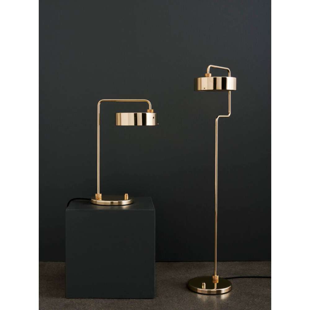 Petite machine floor lamp