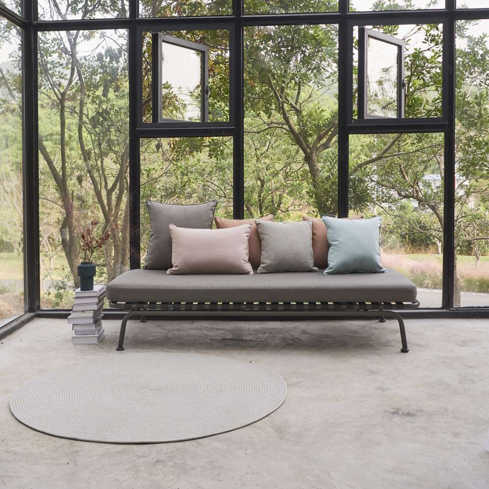 Mindo 103 daybed