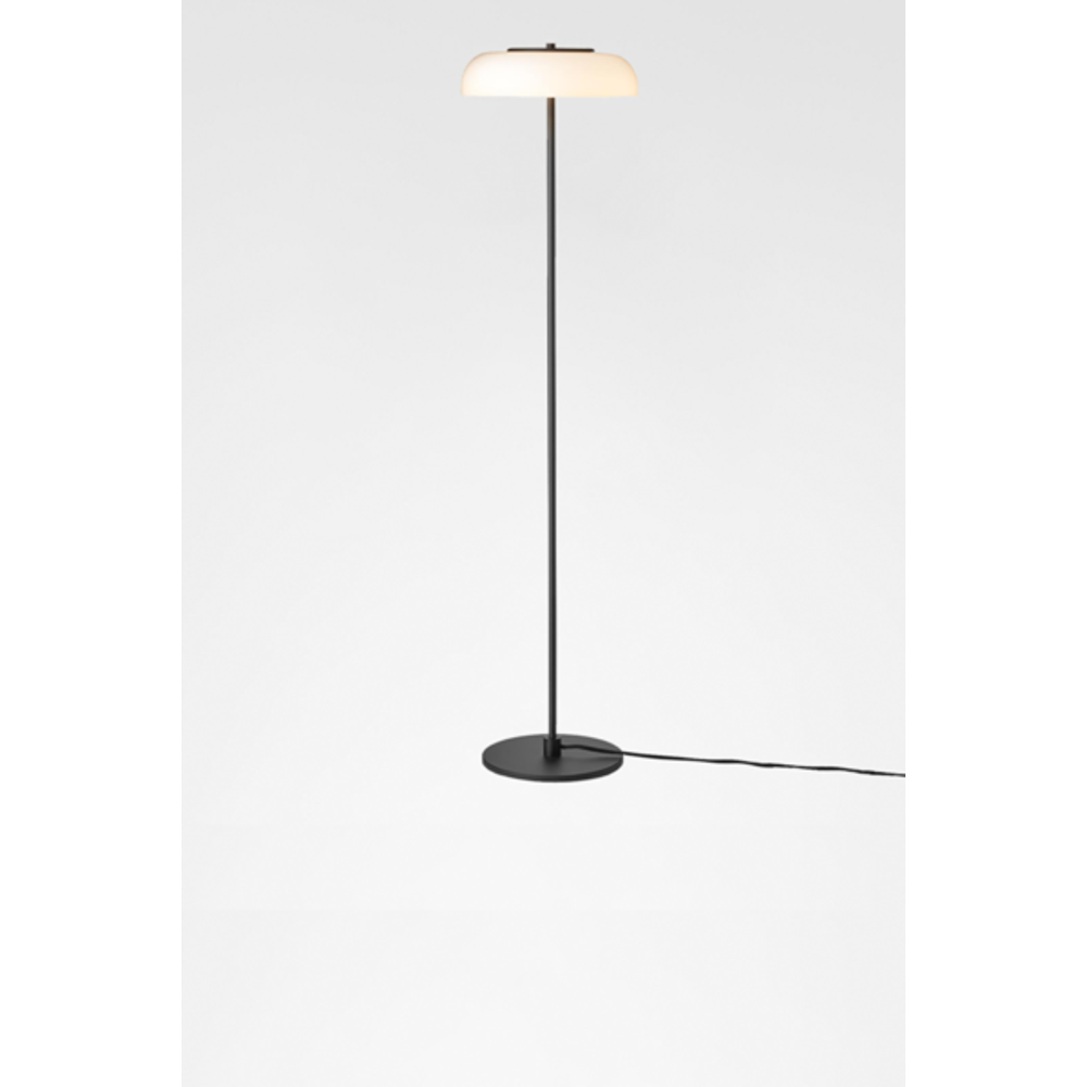 Blossi floor ø29 black/opal white Gulvlampe