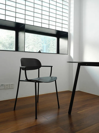 Ori Dining Armchair, black oak fra Stellar Works